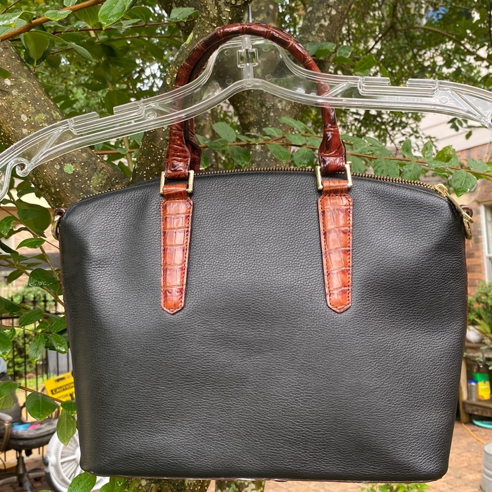 Classic lady like bag